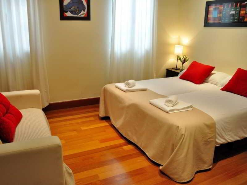 Gran Via Sol Apartamentos Madrid Eksteriør bilde