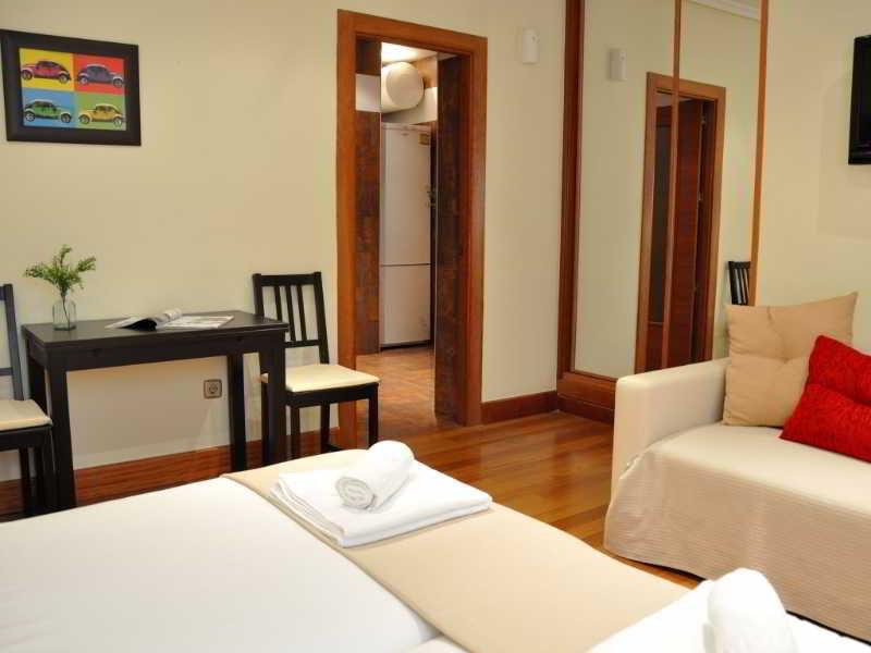 Gran Via Sol Apartamentos Madrid Eksteriør bilde