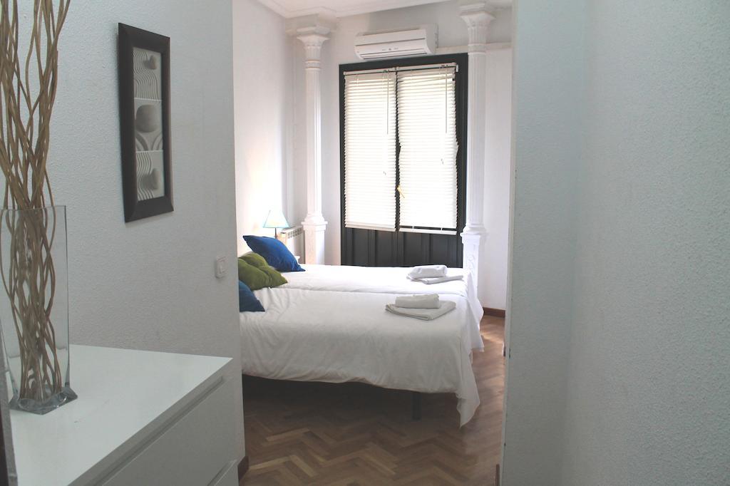 Gran Via Sol Apartamentos Madrid Eksteriør bilde