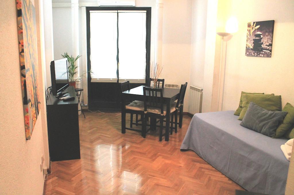 Gran Via Sol Apartamentos Madrid Rom bilde